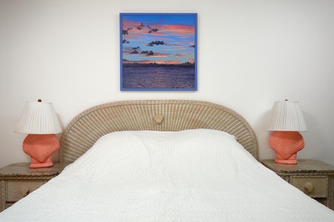 Bonaire Belmar Oceanfront Apartments الغرفة الصورة