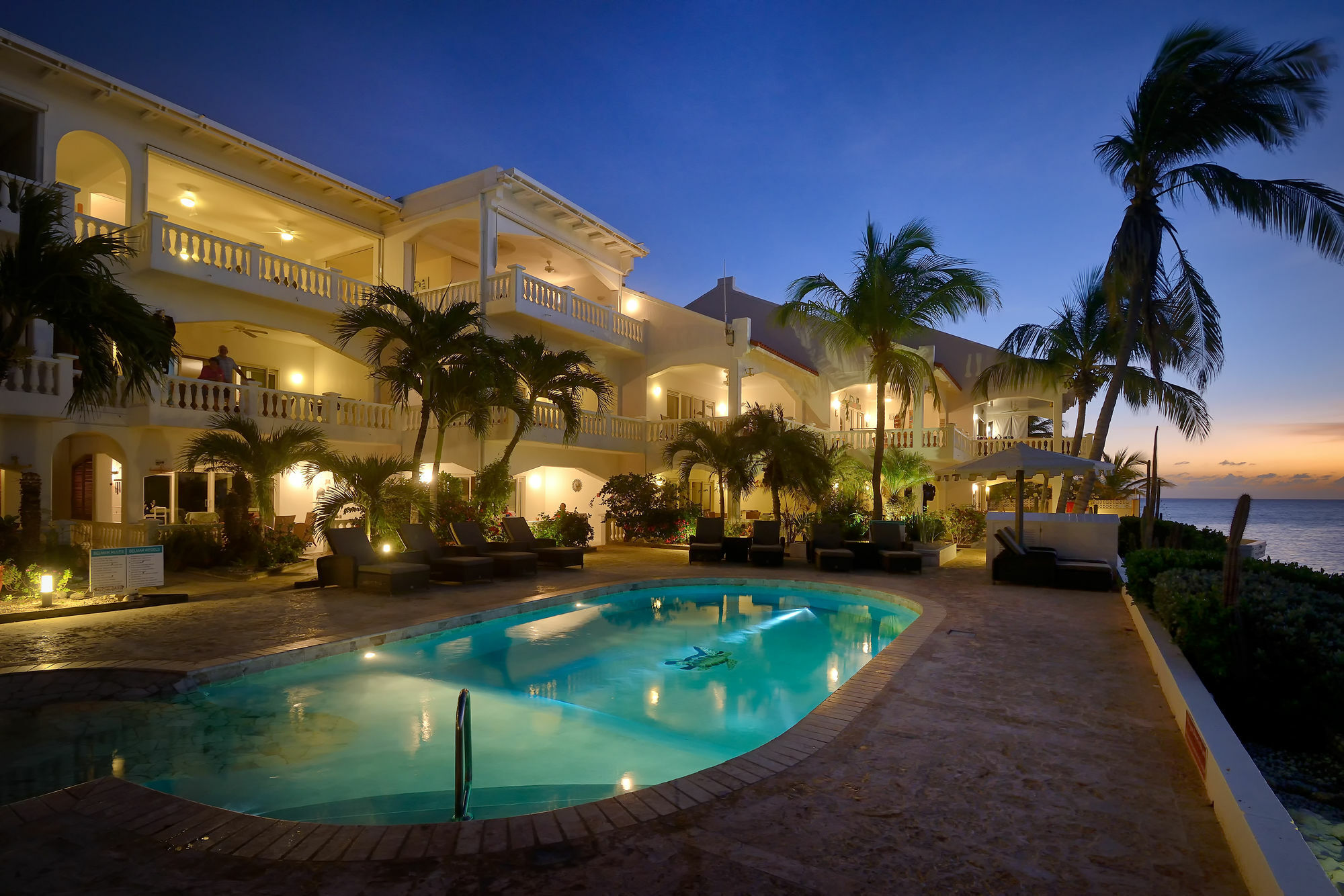 Bonaire Belmar Oceanfront Apartments المظهر الخارجي الصورة