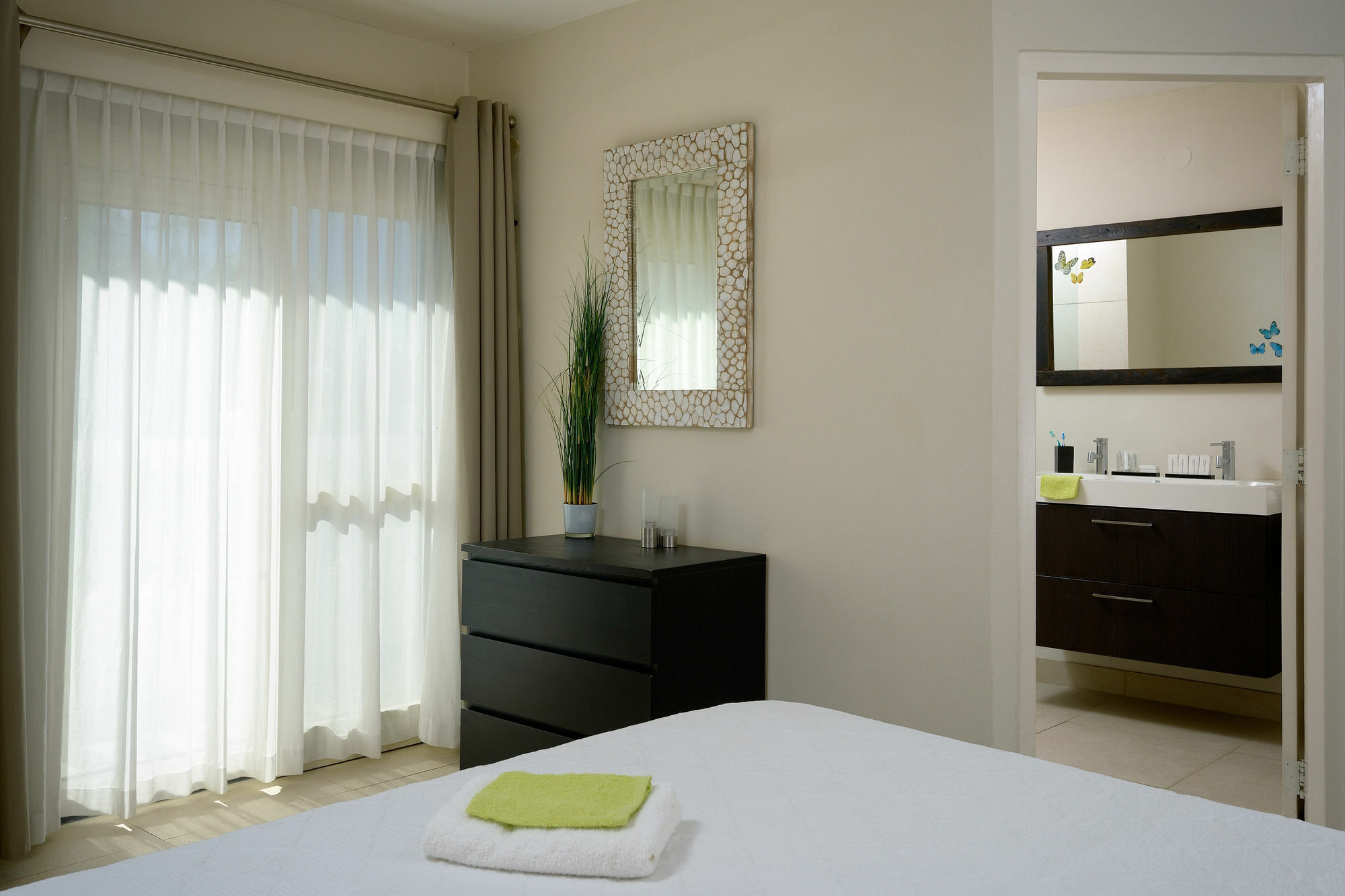 Bonaire Belmar Oceanfront Apartments المظهر الخارجي الصورة