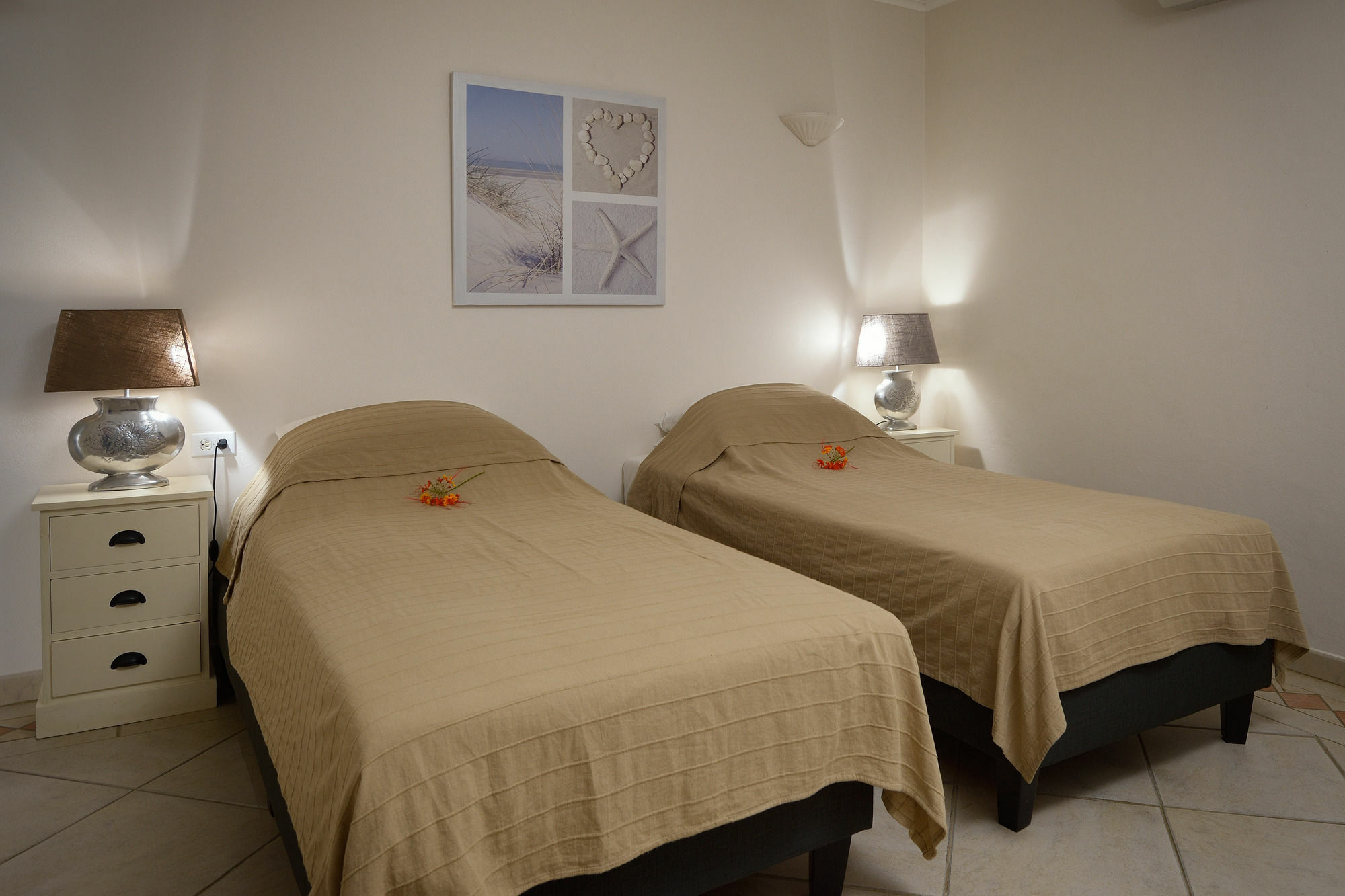 Bonaire Belmar Oceanfront Apartments المظهر الخارجي الصورة